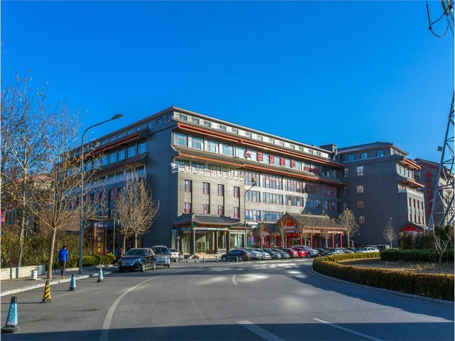 广州圆型液晶显示屏公司